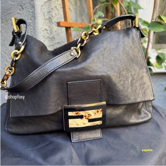 Fendi Lambskin Leather Tortoise Large Mamma Baguette - Picture 2 of 16